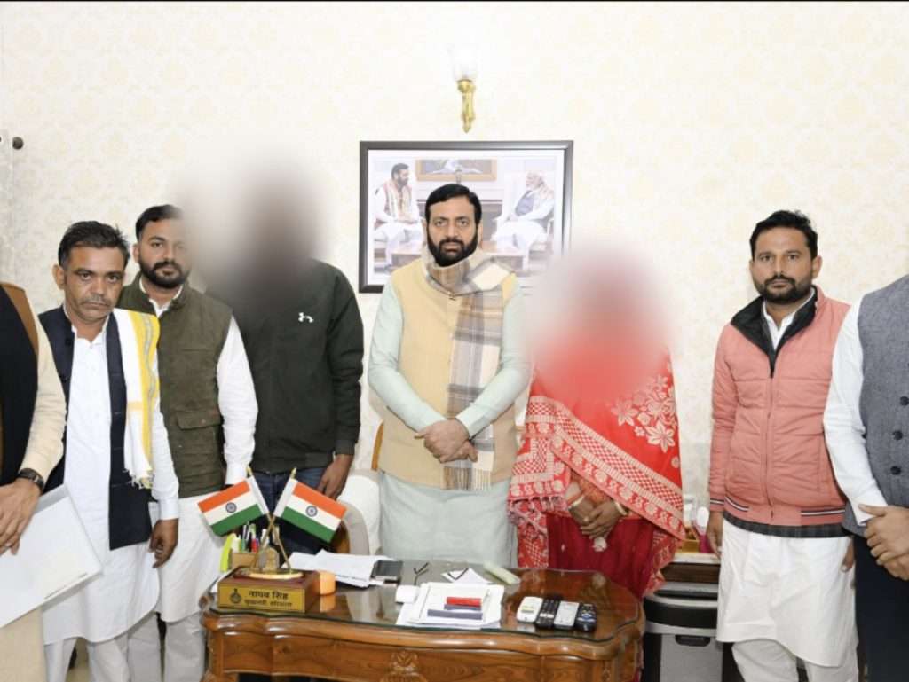 Summer Express - सिरसा बच्ची कांड: CM से मिले परिजन, अब फास्ट ट्रैक कोर्ट में होगी सुनवाई