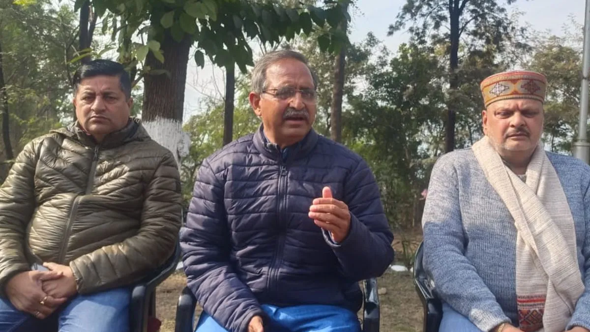 Summer Express - रणधीर शर्मा ने सुक्खू सरकार पर लगाया संवैधानिक संकट आरोप