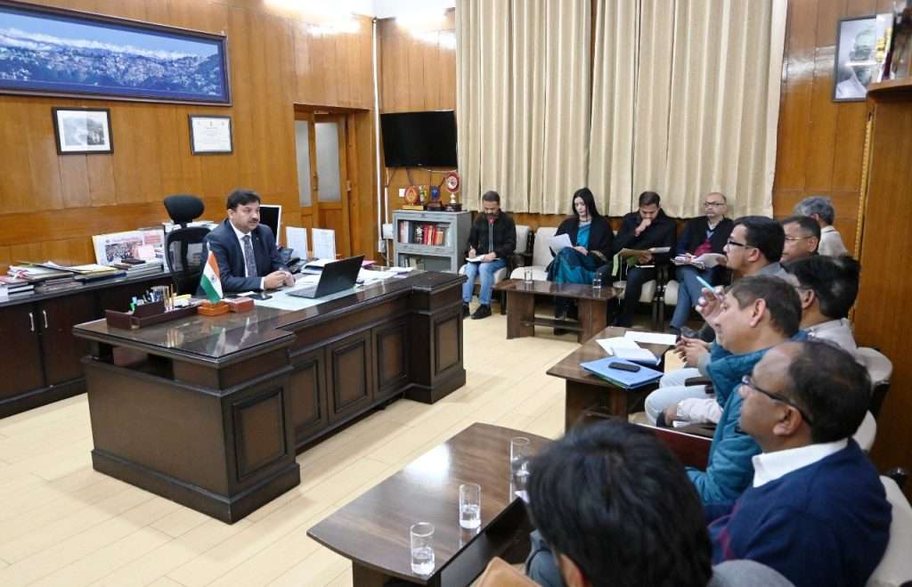 Summer Express - शिमला में राजस्व मामलों के निपटारे को लेकर बड़ा फैसला,रिटायर तहसीलदार से पटवारी तक दोबारा होंगे तैनात