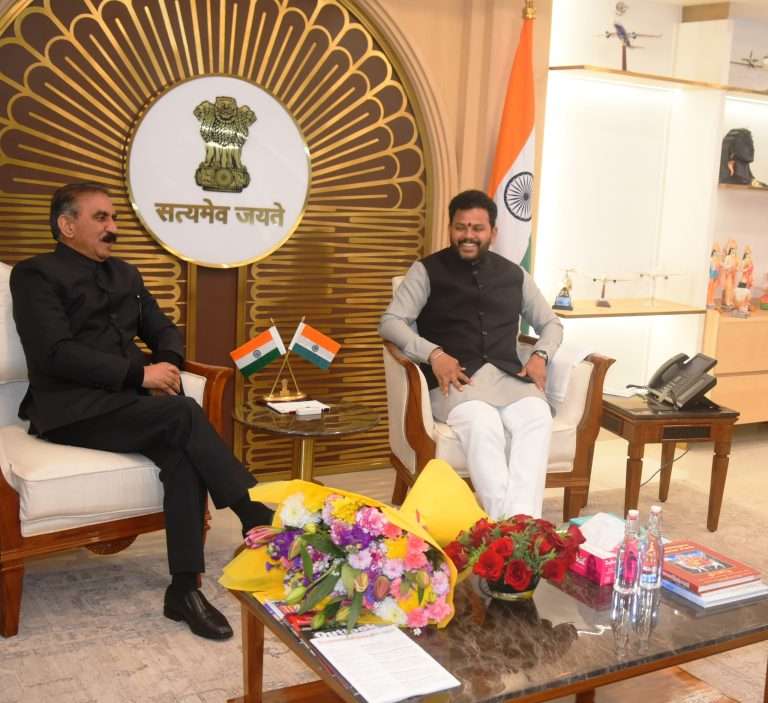 Summer Express - सीएम की दिल्ली में पहल..शिमला व कांगड़ा हवाई अड्डों के विस्तार और उड़ान समय बढ़ाने पर केंद्रीय मंत्री से चर्चा