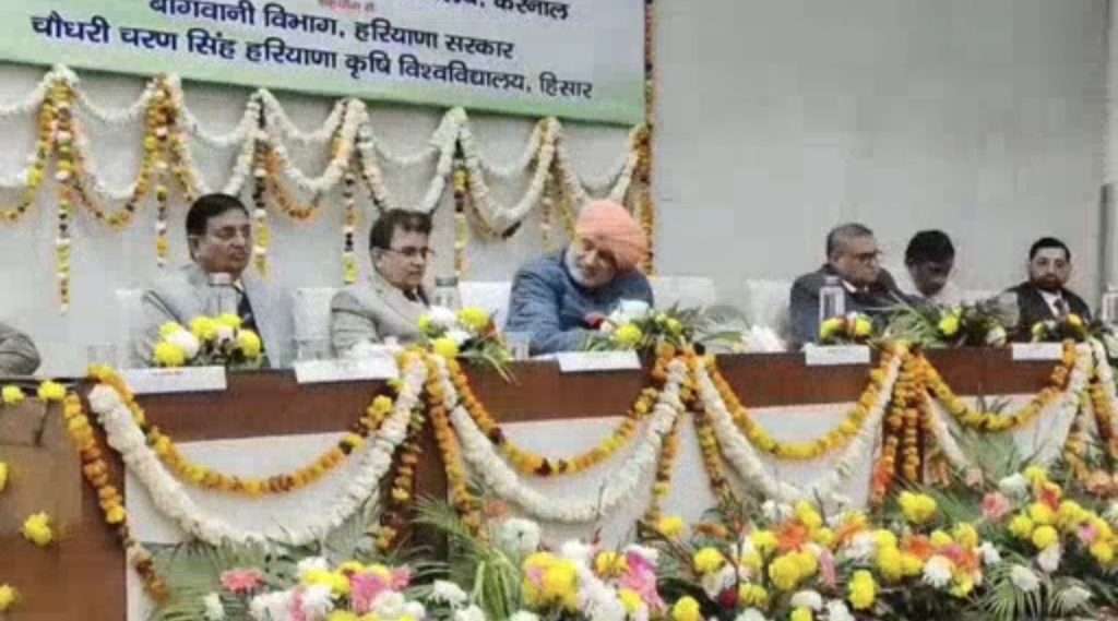 Summer Express - बढ़ती आबादी की जरूरतें: कृषि-बागवानी सशक्तिकरण पर कृषि मंत्री का जोर