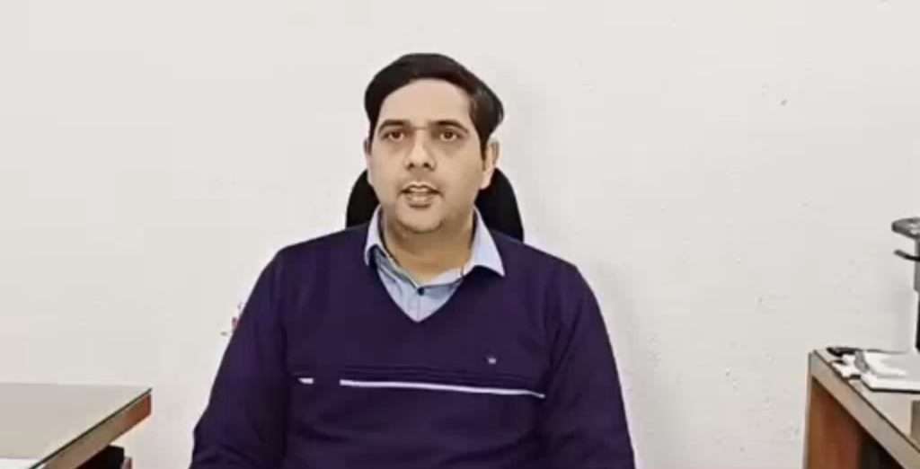 Summer Express - अंबाला DC अजय सिंह तोमर ने जरूरतमंद बच्चों को दिया एक माह का वेतन