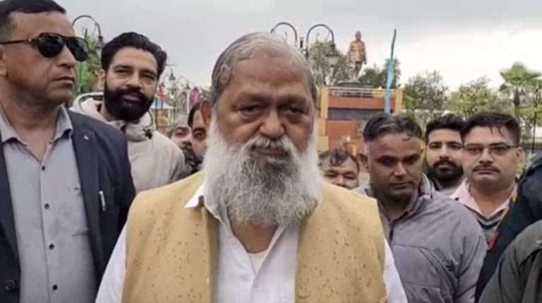 Summer Express - अंबाला में नेताजी सुभाष चंद्र बोस की जयंती पर ऊर्जा मंत्री अनिल विज ने किया सम्मान