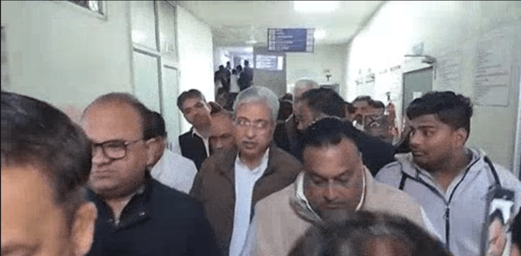 Summer Express - फरीदाबाद गैंगरेप केस: पीड़िता से मिले राव नरेंद्र, सरकार पर सवाल