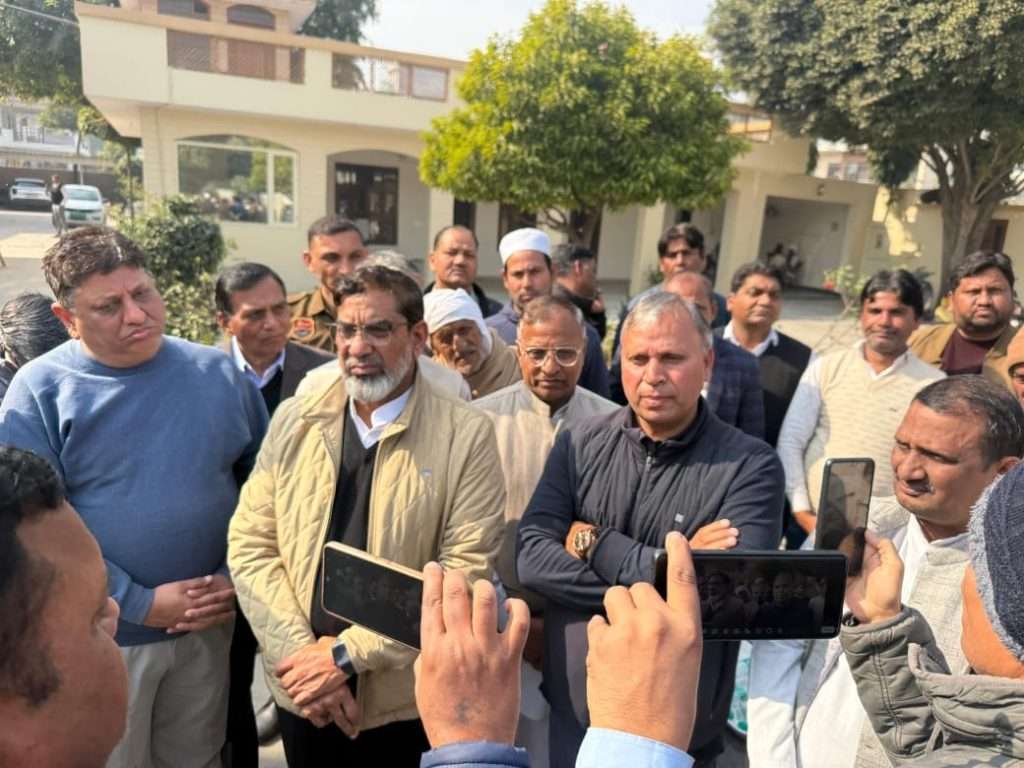 Summer Express - ईडी छापेमारी पर कांग्रेस का विरोध, महेंद्र प्रताप के समर्थन में उमड़ी भीड़