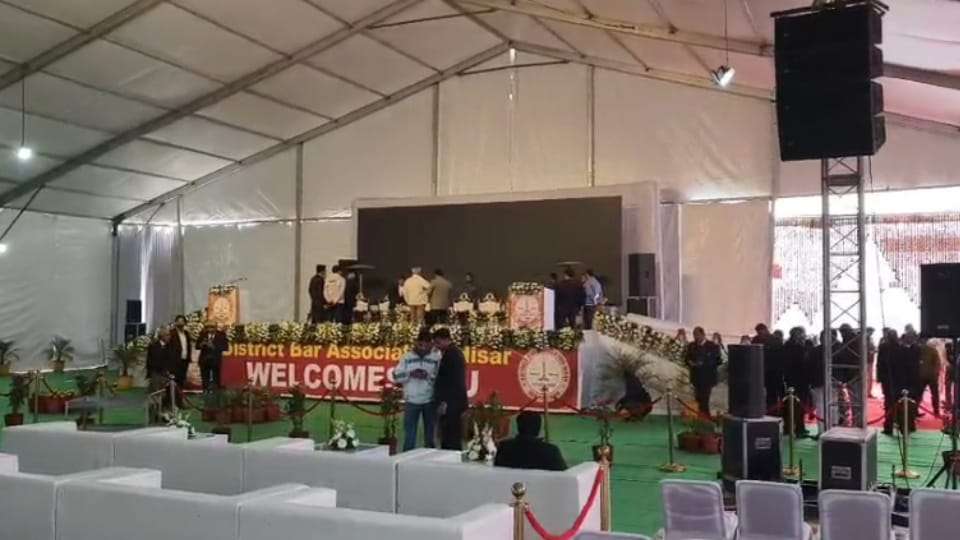 Summer Express - हिसार में CJI सूर्यकांत का आगमन, जिला अदालत में भव्य स्वागत तैयारी