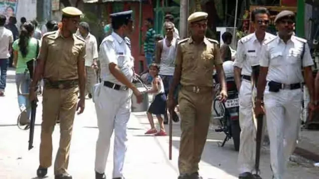 Summer Express - बंगाल में SIR सुनवाई केंद्र पर उग्र भीड़ का हमला, जान बचाकर भागे अधिकारी