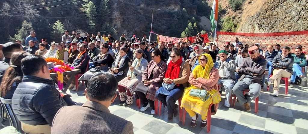 Summer Express - ठियोग में भाजपा की चौपाल: बूथ स्तर पर SIR अभियान और विकसित भारत बजट पर जोर