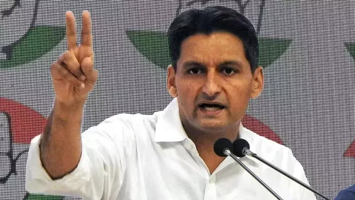 Summer Express - बेरोजगारी और असमानता बढ़ी, सरकार विफल: दीपेंद्र हुड्डा