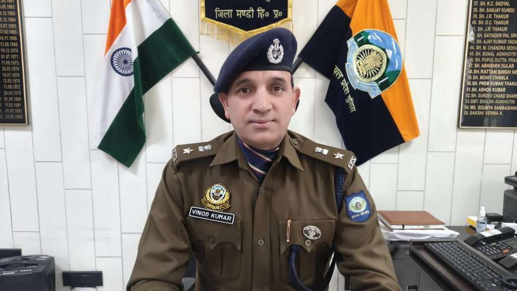 Summer Express - जानिए कौन हैं मंडी जिला के नए SP, तीसरे HPS  अधिकारी जो बने मंडी जिला के एसपी