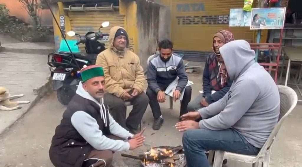 Summer Express - घने कोहरे की गिरफ्त में बिलासपुर, ठंड बढ़ी, जनजीवन और यातायात प्रभावित