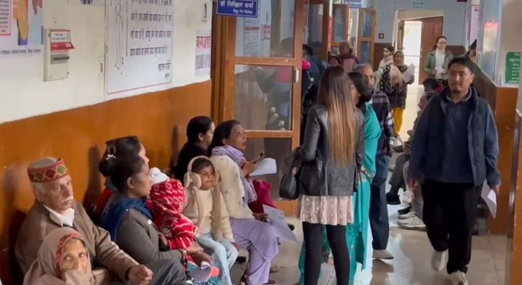 Summer Express - स्प्रिंग सीजन में बढ़ सकती हैं मौसमी बीमारियां,सतर्कता ही बचाव : डॉ. अनुराधा शर्मा