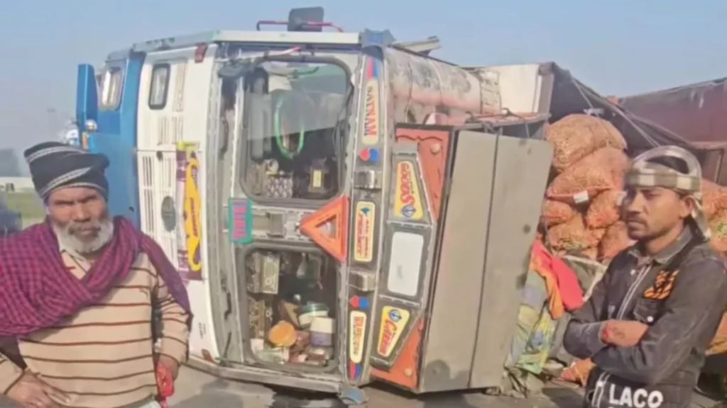 Summer Express - करनाल में सब्जियों से भरा ट्रक पलटा, हाईवे पर मची अफरा-तफरी