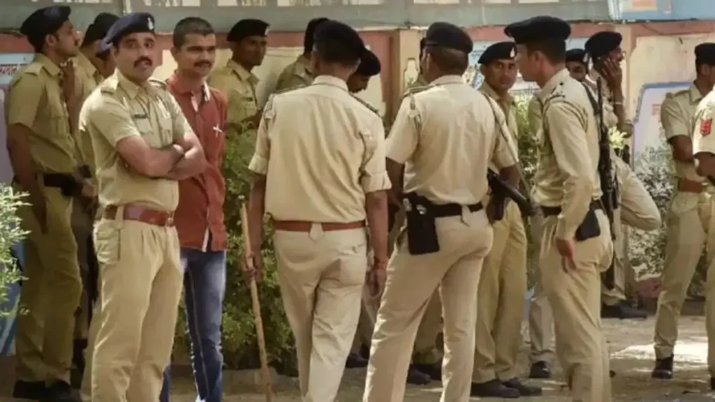 Summer Express - कलायत बस में महिला के बैग से सोने के जेवर चोरी, केस दर्ज