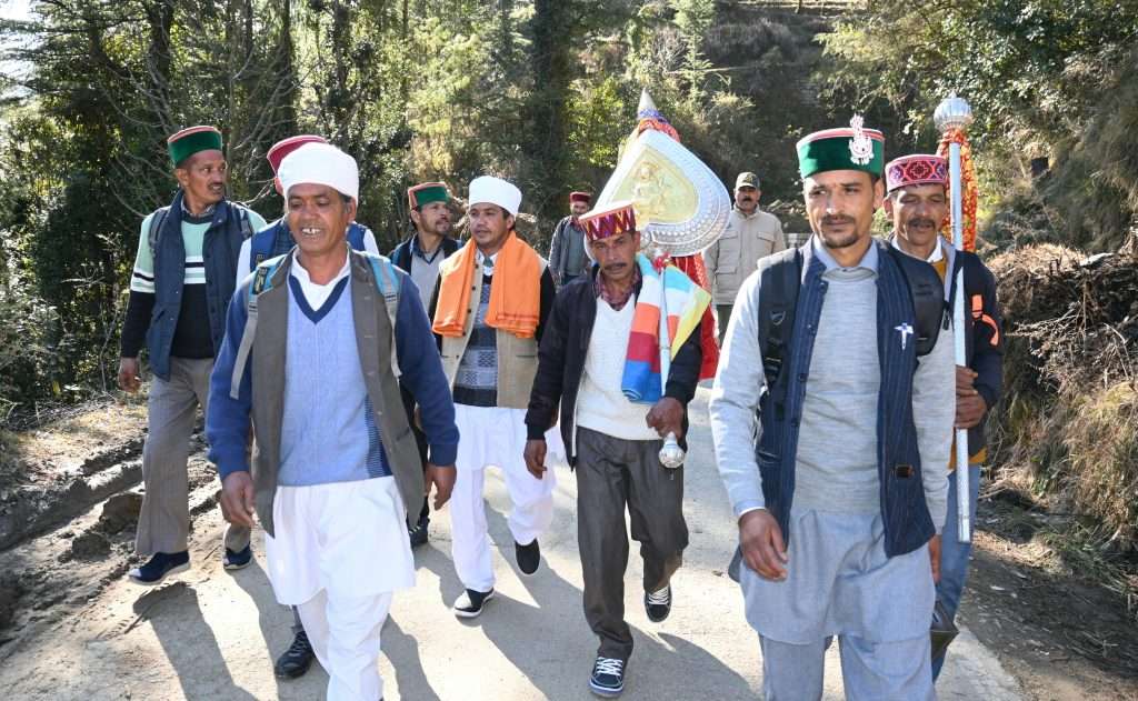 Summer Express - शिवरात्रि महोत्सव के लिए रवाना हुए मंडी जनपद के अराध्य बड़ा देव कमरूनाग