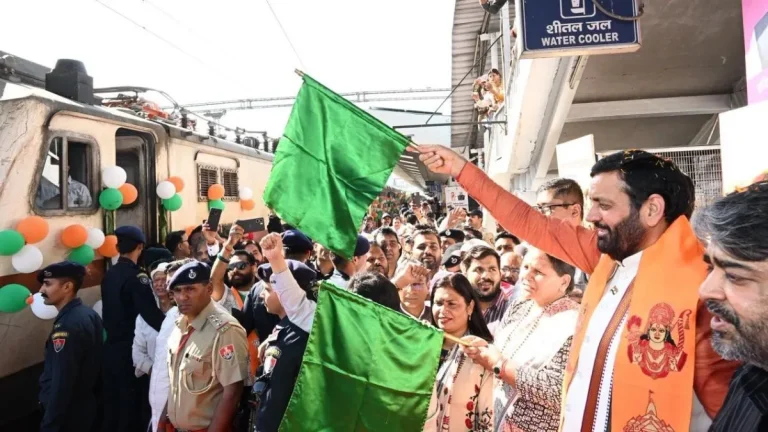 Summer Express - अंबाला से अयोध्या आस्था ट्रेन रवाना, CM नायब सैनी ने दिखाई हरी झंडी