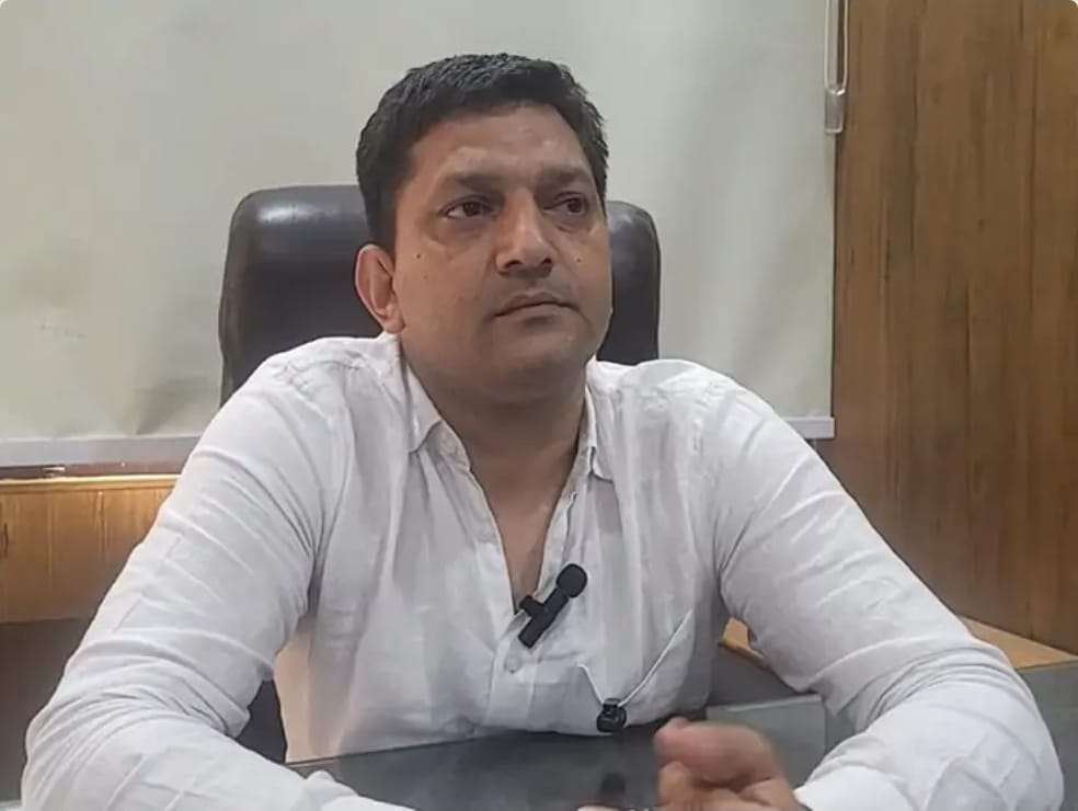 Summer Express - रोहतक में जिला परिषद वाइस चेयरमैन पर हमला, एडीसी ने अज्ञात के खिलाफ दर्ज कराया केस