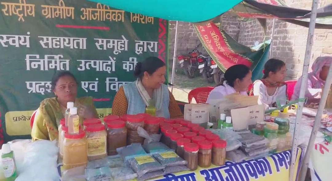 Summer Express - नूरपुर होली मेले में महिलाओं की पहल: ऑर्गेनिक उत्पादों से आत्मनिर्भरता की नई मिसाल