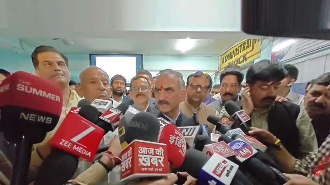 Summer Express - सीएम  सूक्खू ने नादौन दौरे पर किया विकास कार्यों का उद्घाटन, थर्ड फ्रंट पर दिया स्पष्ट जवाब