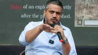 Summer Express - बारामती विमान हादसे की रिपोर्ट पर रोहित पवार के गंभीर सवाल