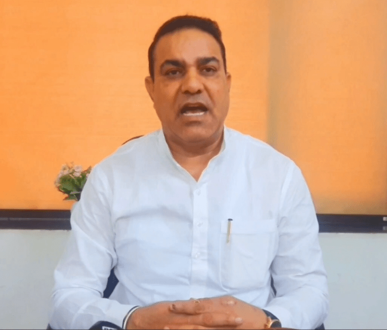 Summer Express - हरियाणा कांग्रेस पार्टी में कांग्रेस विधायक असहाय , असुरक्षित और घुटन महसूस करते है : अशोक गुर्जर