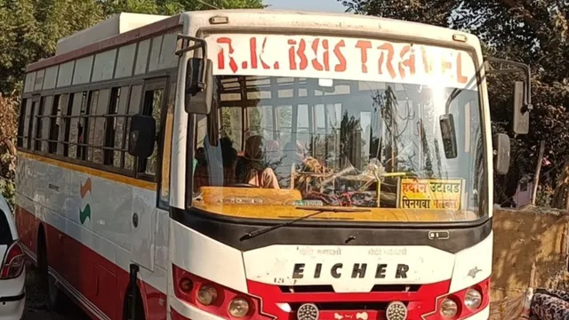 Summer Express - नूंह-पलवल रूट पर अनफिट निजी बसों में ओवरलोडिंग, यात्रियों की जान जोखिम में