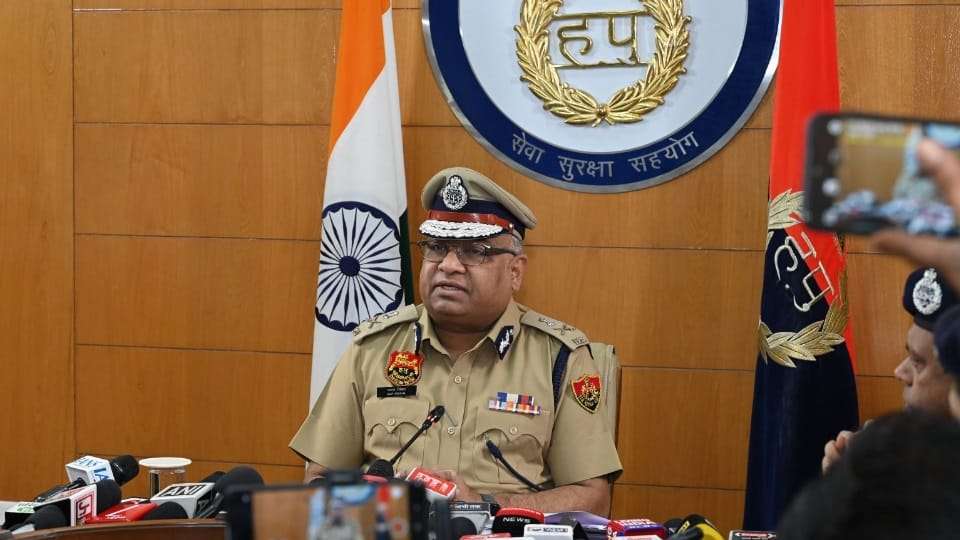 Summer Express - जबरन वसूली कॉल्स पर शिकंजा: हरियाणा पुलिस का ‘अभेद्य’ ऐप लॉन्च