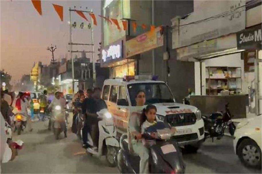 Summer Express - फाजिल्का में गलत पार्किंग पर चालान से हंगामा, वीडियो सोशल मीडिया पर वायरल