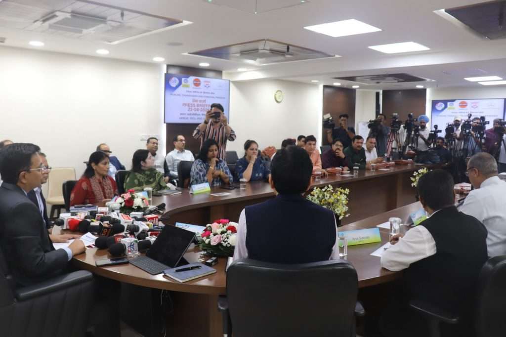 Summer Express - हिमाचल में पेट्रोल और LPG की आपूर्ति पूरी तरह सामान्य, अफवाहों से बचें: तेल कंपनियों का आश्वासन