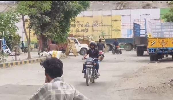 Summer Express - घरौंडा अनाज मंडी में कथित गड़बड़ी:बाहरी गेहूं की एंट्री पर उठे सवाल, किसानों में आक्रोश