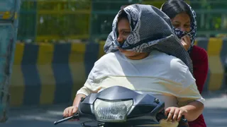 Summer Express - जालंधर में गर्मी का कहर: 40.2°C के साथ सीजन का सबसे गर्म दिन, बिजली कटौती ने बढ़ाई परेशानी