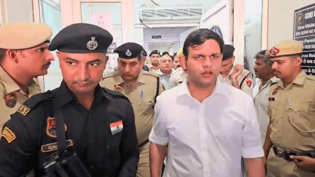 Summer Express - हथौड़ी हमले में घायल सिकंदर डागर से मिले खेल मंत्री गौरव गौतम, सख्त कार्रवाई का दिया भरोसा