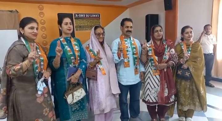 Summer Express - ऊना जिला परिषद चुनाव: कांग्रेस ने 6 उम्मीदवार किए घोषित, टक्का वार्ड में बढ़ी अंदरूनी कलह