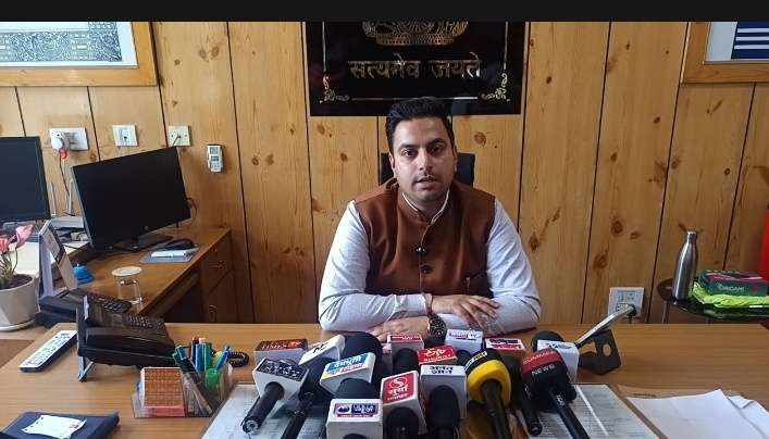 Summer Express - नगर निगम धर्मशाला चुनाव: 54 उम्मीदवार मैदान में, खर्च सीमा 1 लाख; 17 मई को मतदान