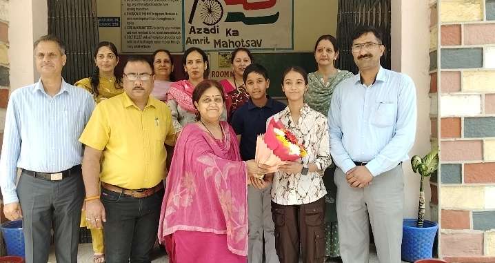 Summer Express - बिलासपुर की होनहार पूर्णिमा शर्मा ने रचा इतिहास, प्रदेश में दूसरा स्थान हासिल