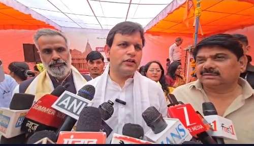 Summer Express - सोमनाथ स्वाभिमान पर्व में गरजे खेल राज्य मंत्री गौरव गौतम, बोले- विपक्ष भ्रम फैलाकर कर रहा राजनीति