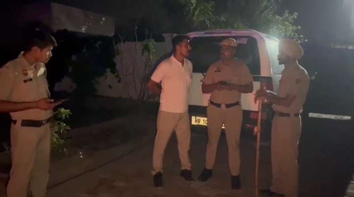 Summer Express - करनाल में फार्म हाउस पर फायरिंग की अफवाह से हड़कंप, पुलिस जांच के बाद बोली — “कोई घटना नहीं हुई”