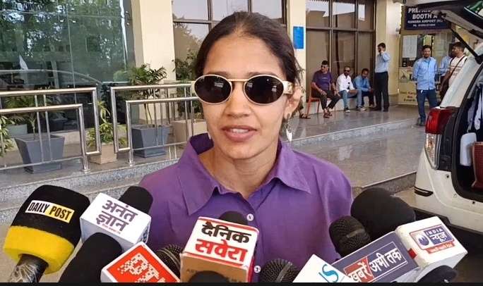Summer Express - खेल और तिरंगे का नशा करें युवा..सफलता की बीमारी ही सबसे बड़ी जीत : बबीता फोगाट