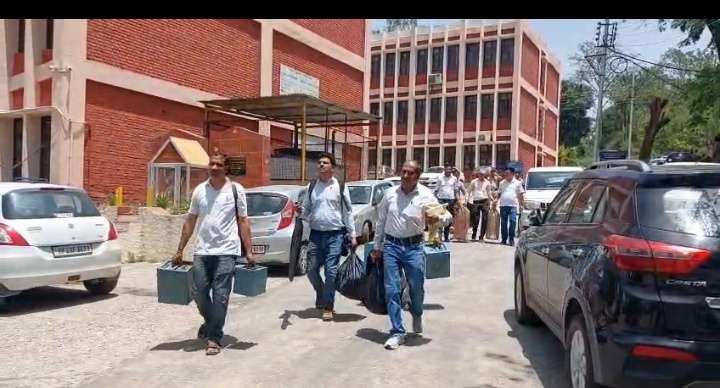 Summer Express - ऊना विकास खंड की 18 पंचायतों में कल होगा मतदान, चुनाव ड्यूटी पर तैनात 464 कर्मचारी