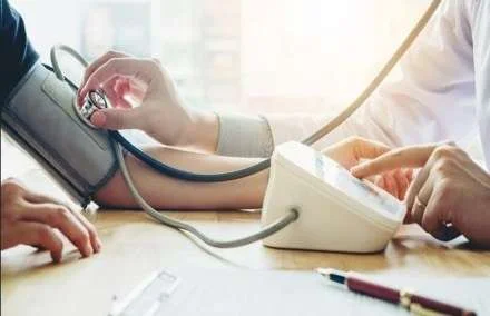Summer Express - Low BP से न हों परेशान, अपनाएं ये आसान उपाय